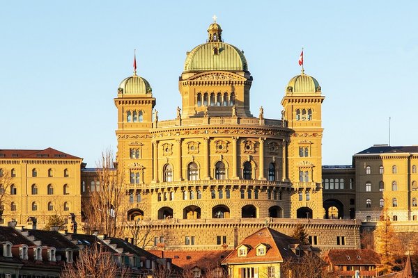 Bundeshaus 3881070 1280