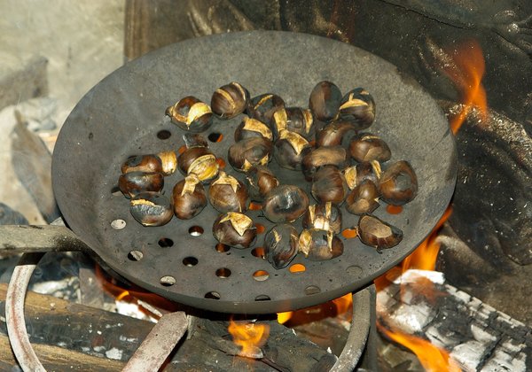 Chestnuts 985161 1280