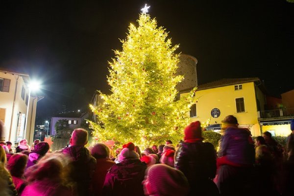 5bfd5b47838af natale in capriasca 1