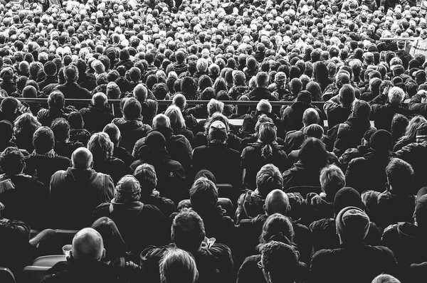 Audience 828584 1280