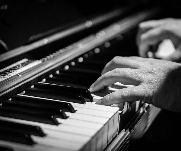 Piano 1039450 1280