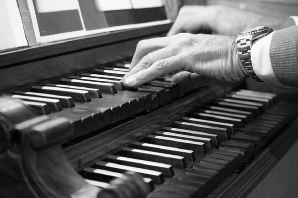 Organ 4054655 960 720