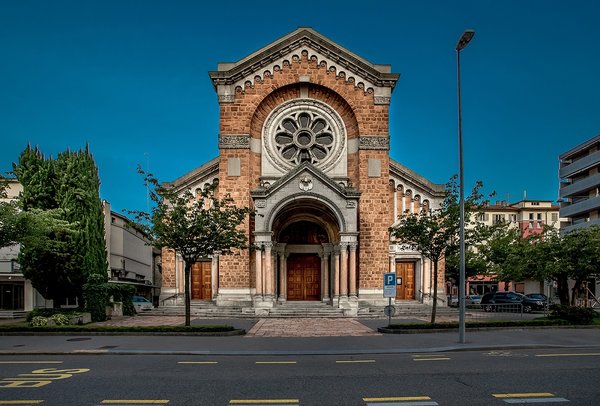 Chiesa sacro cuore molino nuovo rabaglio