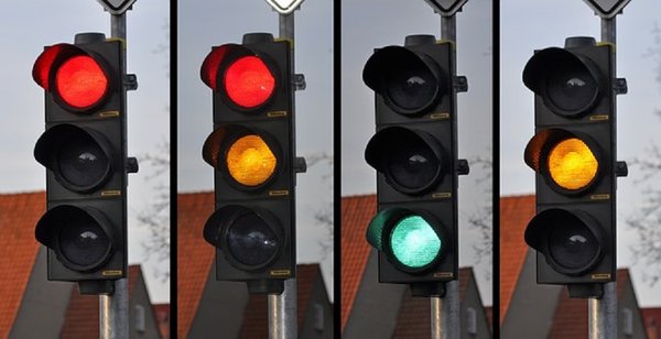 Traffic light 876047 340