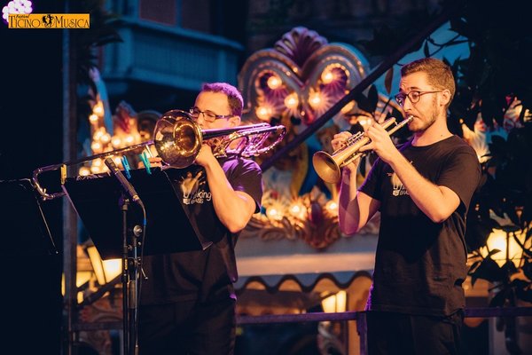 53 serenata in piazza 29 luglio