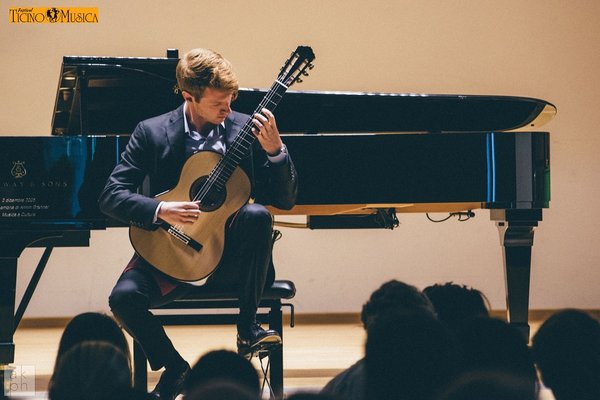 41 chitarra san carlo 27 luglio