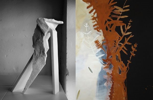 Scultura branca masa sinistra pittura mury destra