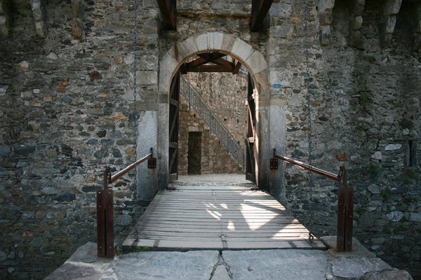 Castello di montebello 187493 960 720