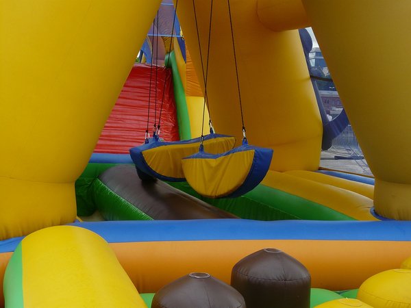 Bouncy castle 442864 1280