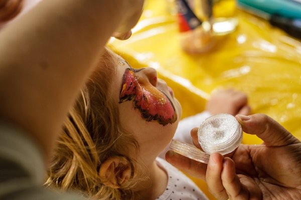 Face painting 1713769 960 720