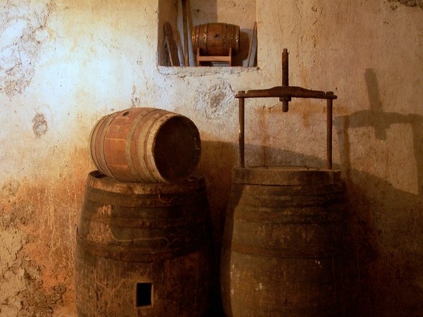 Cellar 97512 1280 %281%29