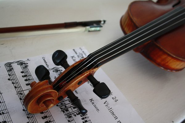 Violin 3131552 1280