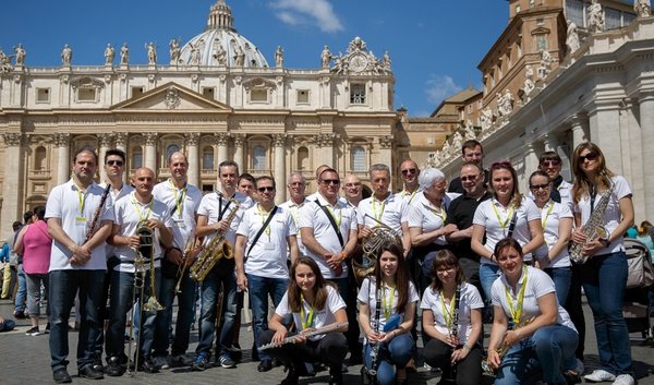 001 filarmonica di valsolda a roma