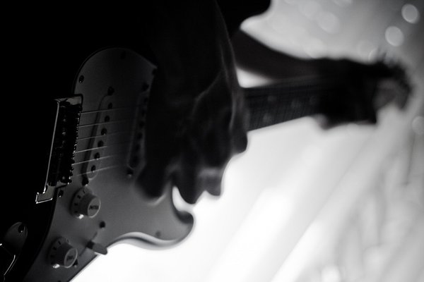 Electric guitar 691749 1280