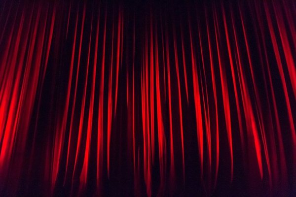 Stage curtain 660078 1280