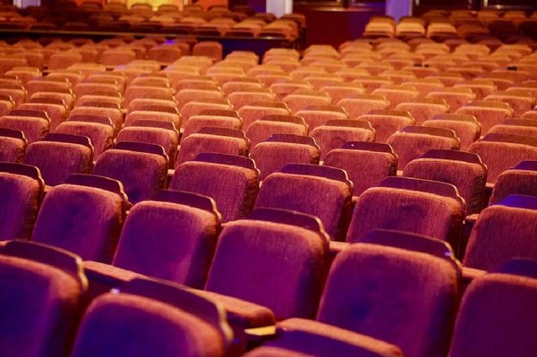 Auditorium 3514584 1280