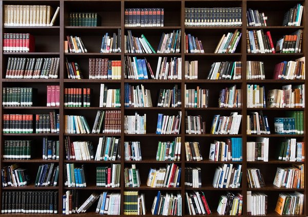 Books 2463779 1280