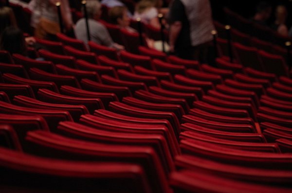 Theater 1477670 1280 %282%29