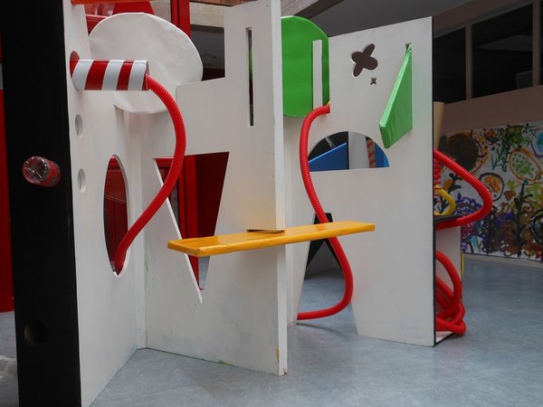 Museo in erba tullet gioco di scultura