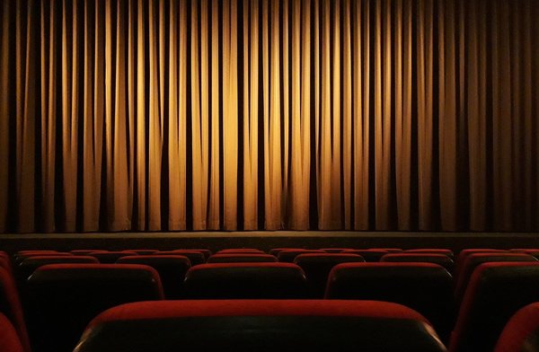Cinema 4609877 1280