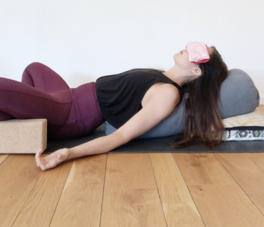 Lezione speciale alla scoperta del Restorative Yoga